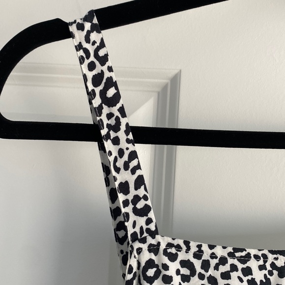 Leopard Maxi Dress - Picture 2 of 8